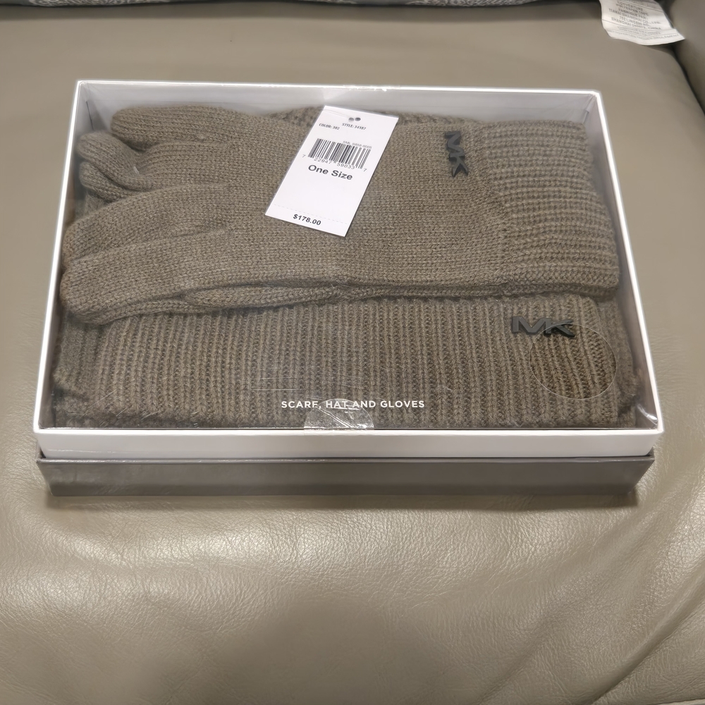 Michael Kors Hat Scarf Glove Set Olive